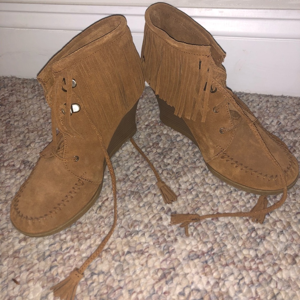 Minnetonka moccasin wedges